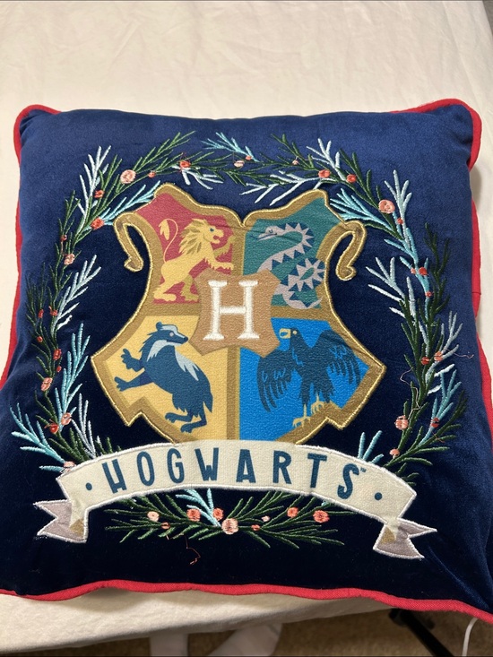 Wizarding World Of Harry Potter Other - Hogwarts Crest Holiday Throw Pillow - Navy and Red